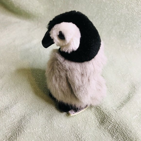 Folkmanis Mini Emperor Penguin Baby Finger Puppet Plush 4” Realistic Plush Toy - Picture 2 of 7